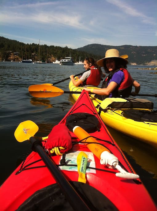 Kayaking in Brentwood Bay