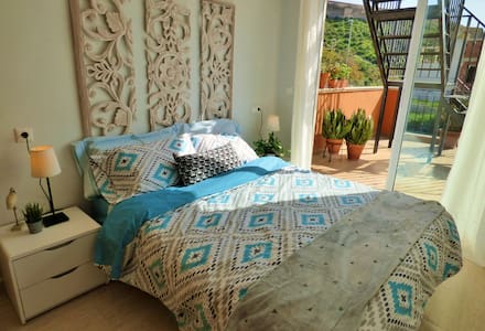 Ático vistas Castillo en el Centro de Alicante