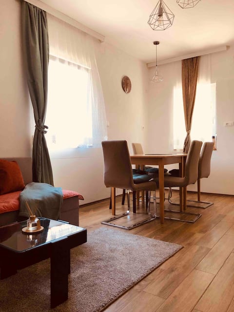 Cosy Garden Apartment · 15 min drive to Plitvice