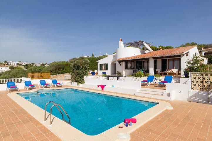 Costa Bomb – Chalet con vistas de ensueño gallery image 4