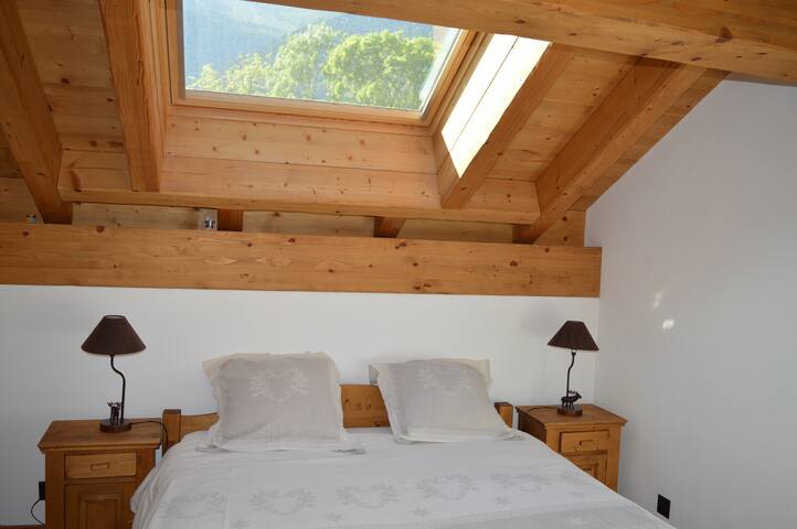 Château d’Oex – Charming chalet – heart of village gallery image 5