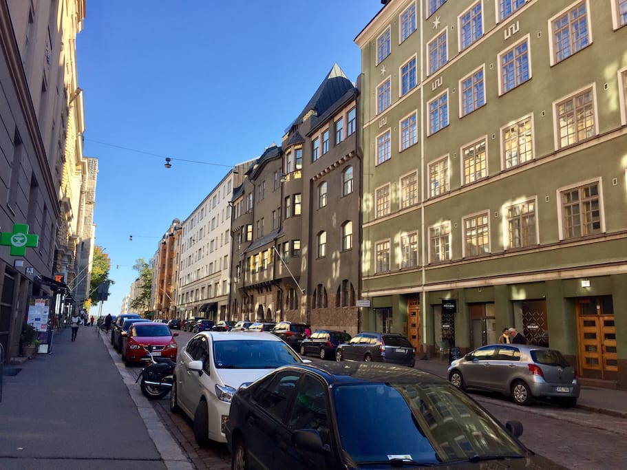 Kruununhaka is charming and cozy with its old buildings.
