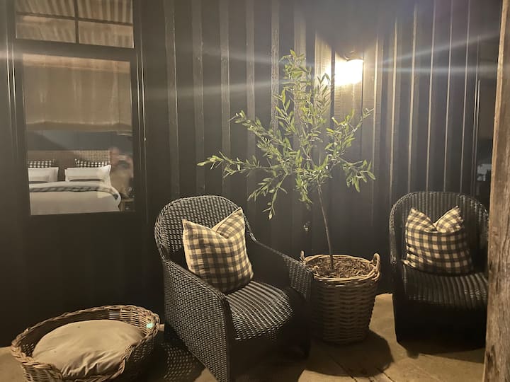 Stylish Black Cottage For Two- Okoroire - Tīrau