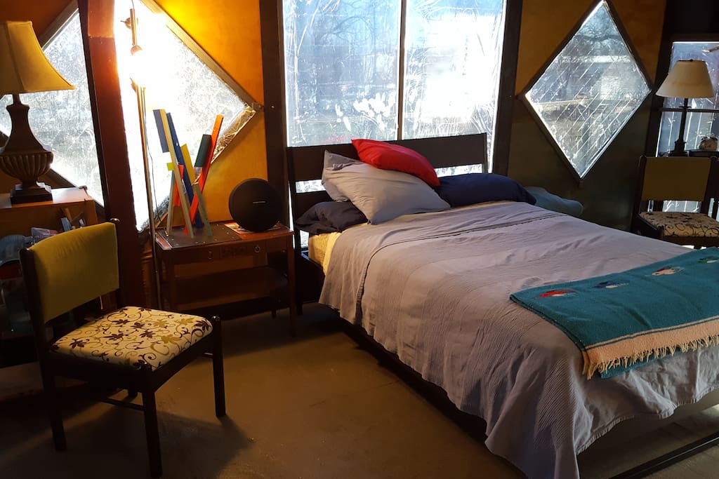 2 Beds, 1 Queen and 1 Full, in upstairs, real Bohemian NYC-style Artist loft