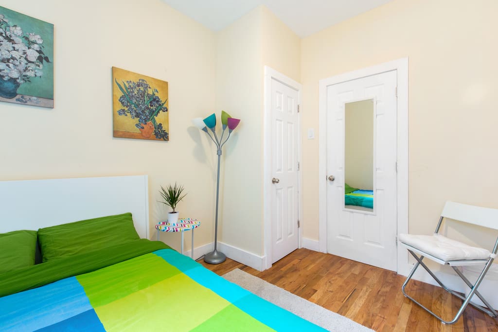 Beautiful room full of natural light with built-in closet