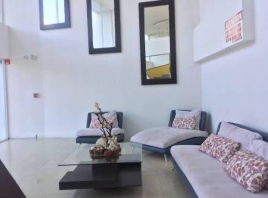 Lobby del edificio torre Centinela 1000