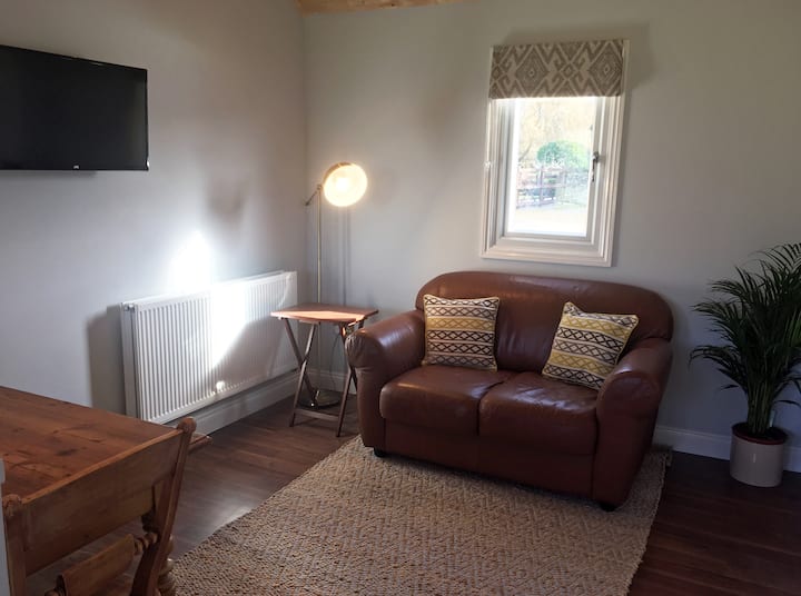 The Chalet ~ Thames Path, Great Access To Oxford - Wiltshire