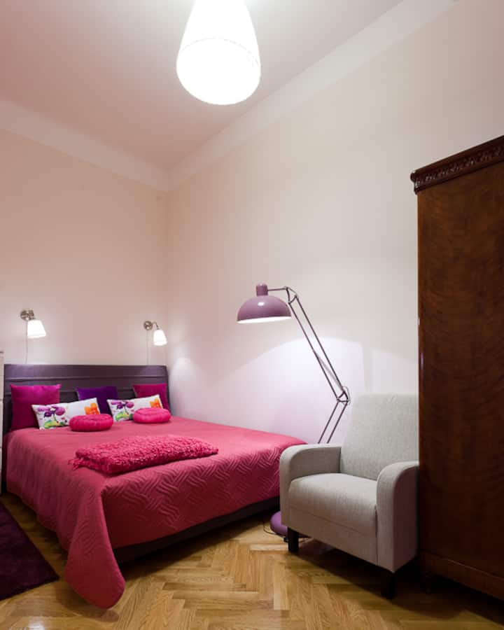 Bderoom