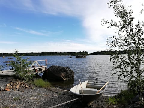 Seafront Summer House and Waterfront Cabin for 5