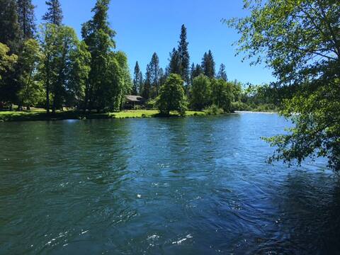 Rogue River Retreat