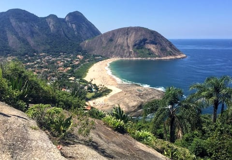 Successful Airbnb property: Itacoatiara Beach Apartment - Flat in Niterói