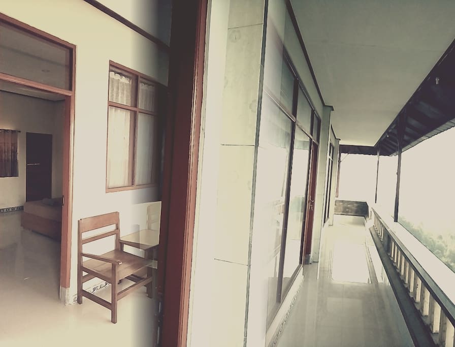 Room coridor