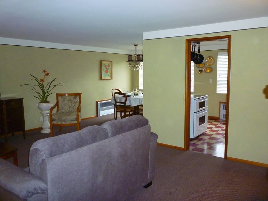 Dining & Kitchen