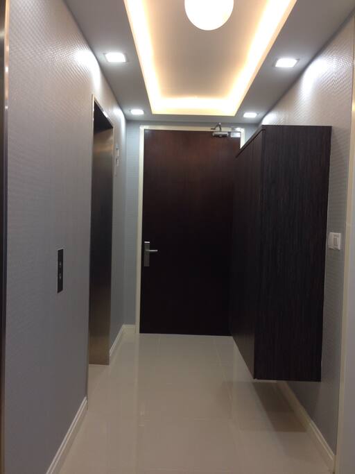 Lift lobby