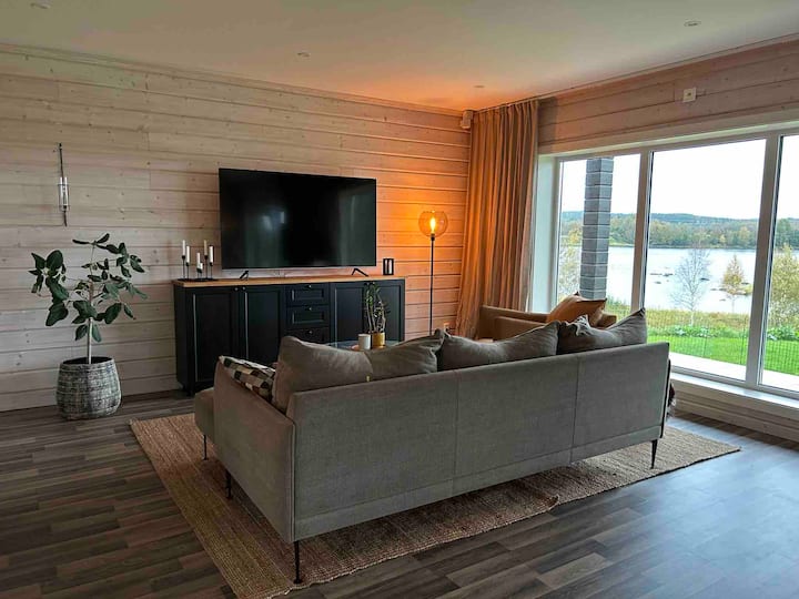 Villa Med Bastu Vid Kalixälven - Kalix