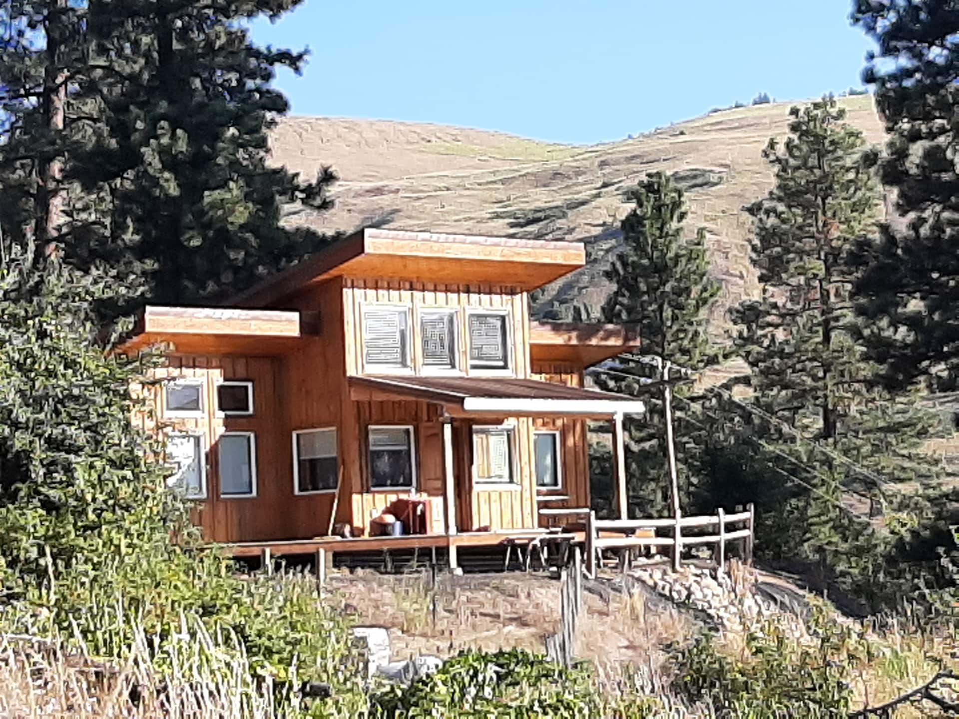 Modern Cabin overlooking Clearwater River