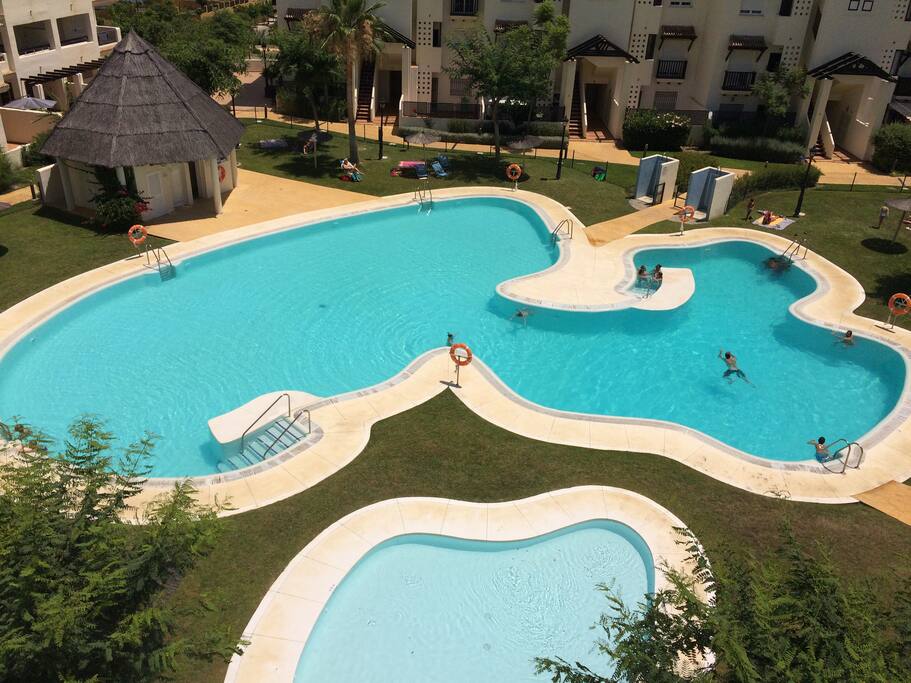 Swimming pool 1, of 4