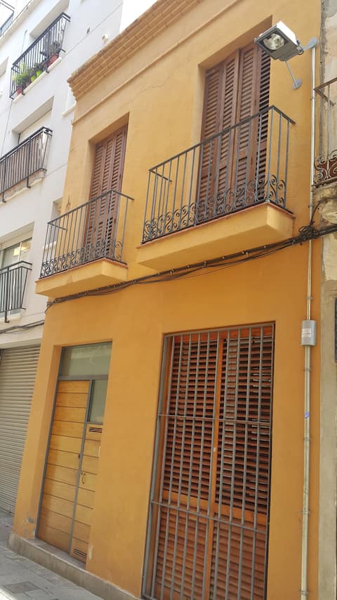 Lovely house Gaudí Colonia Güell Barcelona Fira