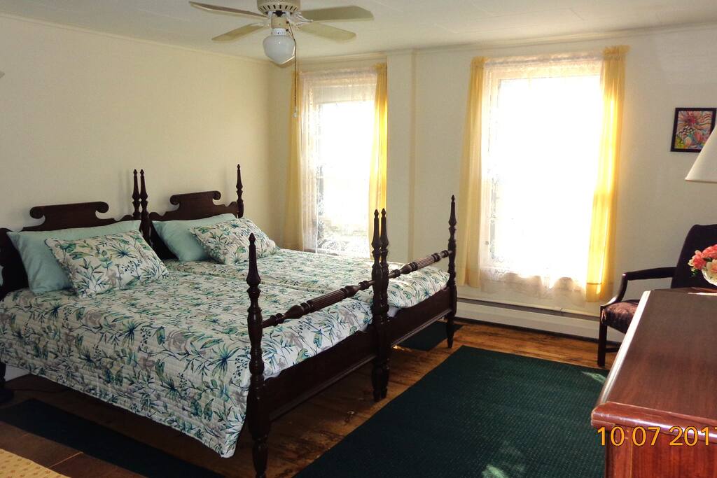 Bedroom #1