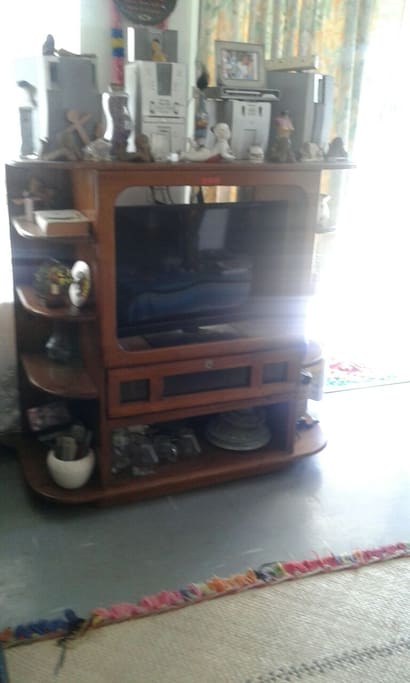 T.V entertainment set