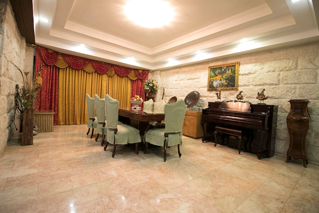 Consummate privacy and paradisiacal setting ensure a memorable occasion.
