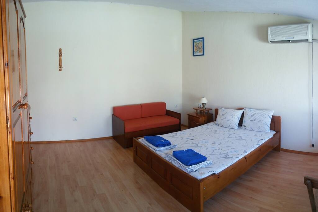Room 1