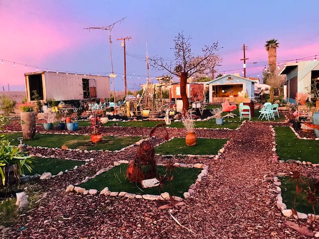The Institute, Bombay Beach