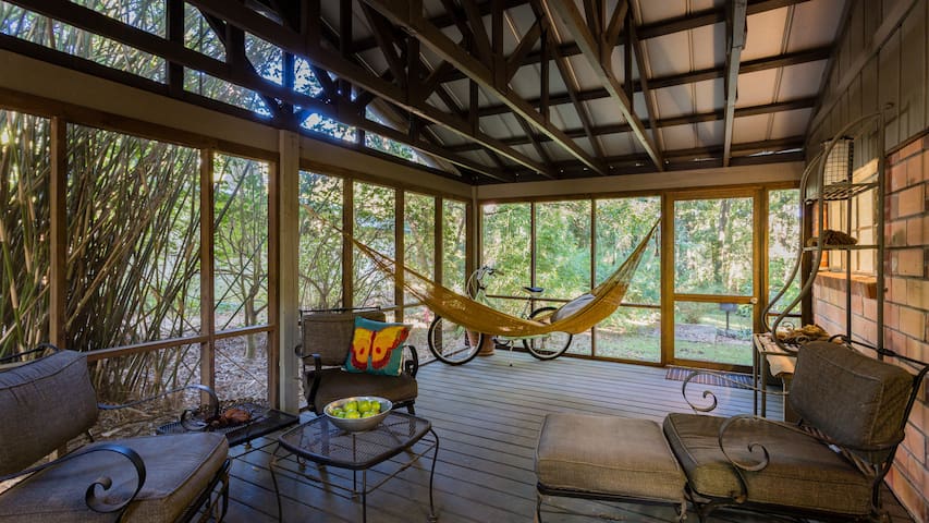 Airbnb Fairhope Vacation Rentals Places To Stay Alabama