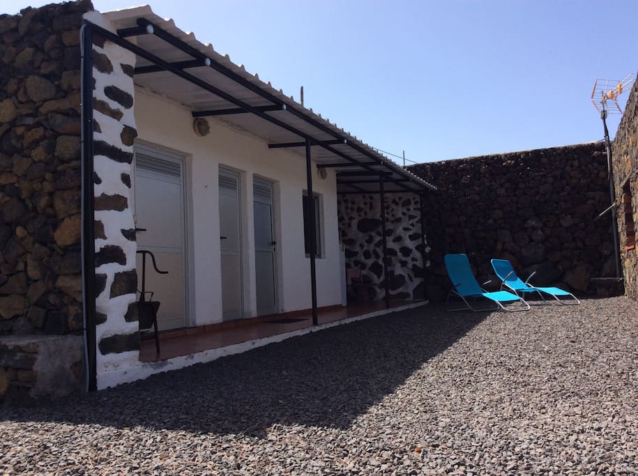 The terrace and solarium
