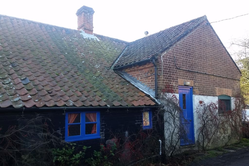 The Old Chapel at the end of St Giles Road on the left