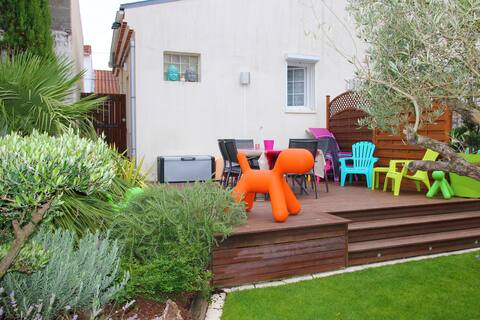 Villa confort Royan-600m plage-Velo-Jardin-Wifi-C+