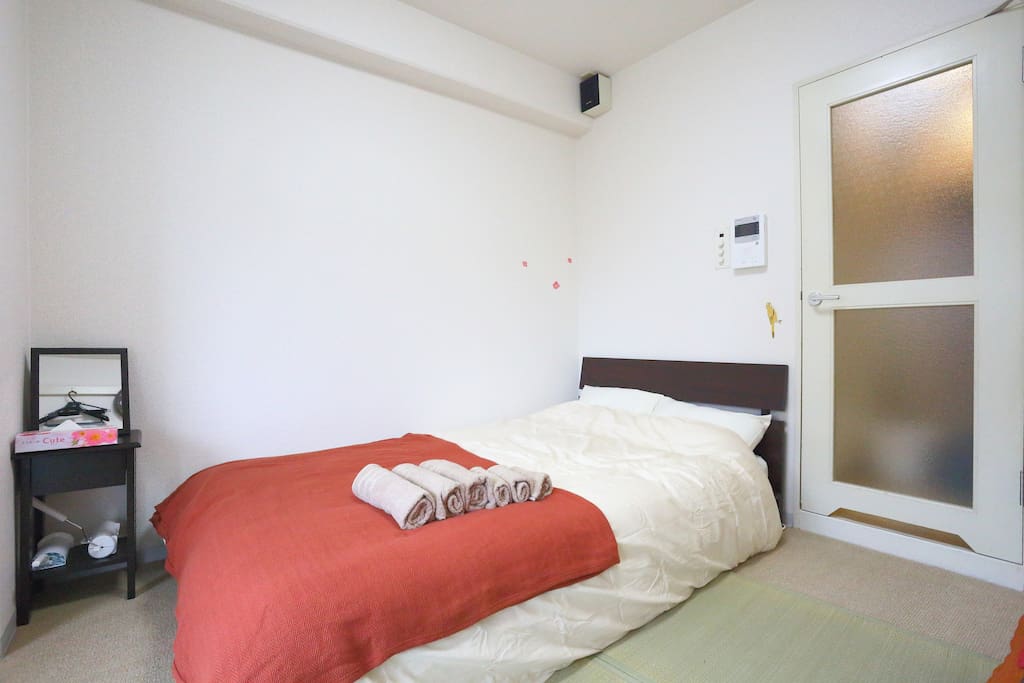 シンプルで機能的Welcome to our lovely apartment!