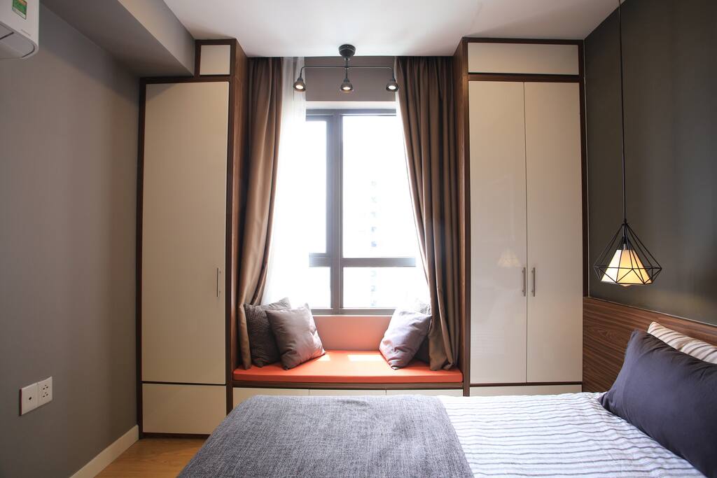 blackout curtain, completely dark for your sleeping comfort