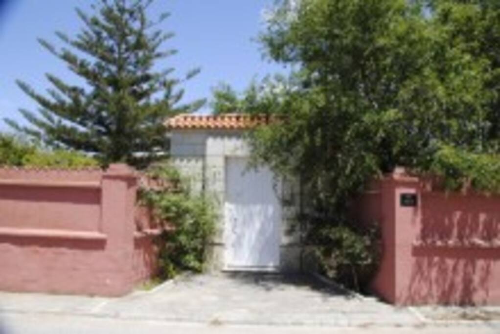 Es la casa por fuera