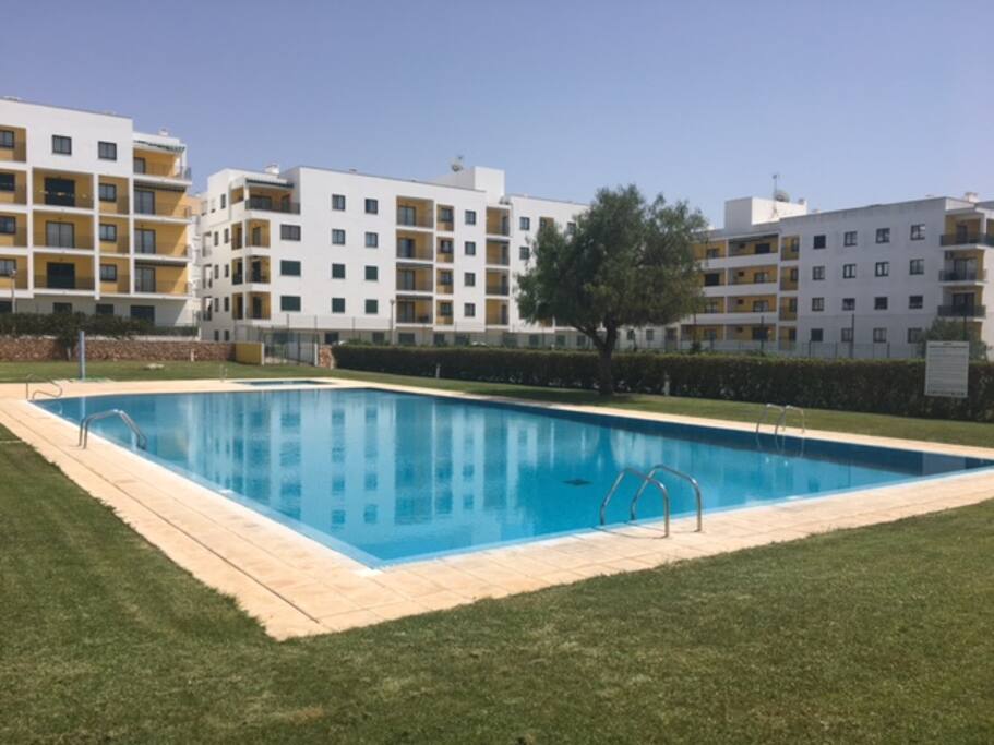 Piscina do condomínio