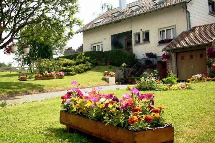 Meublé de tourisme côté jardin