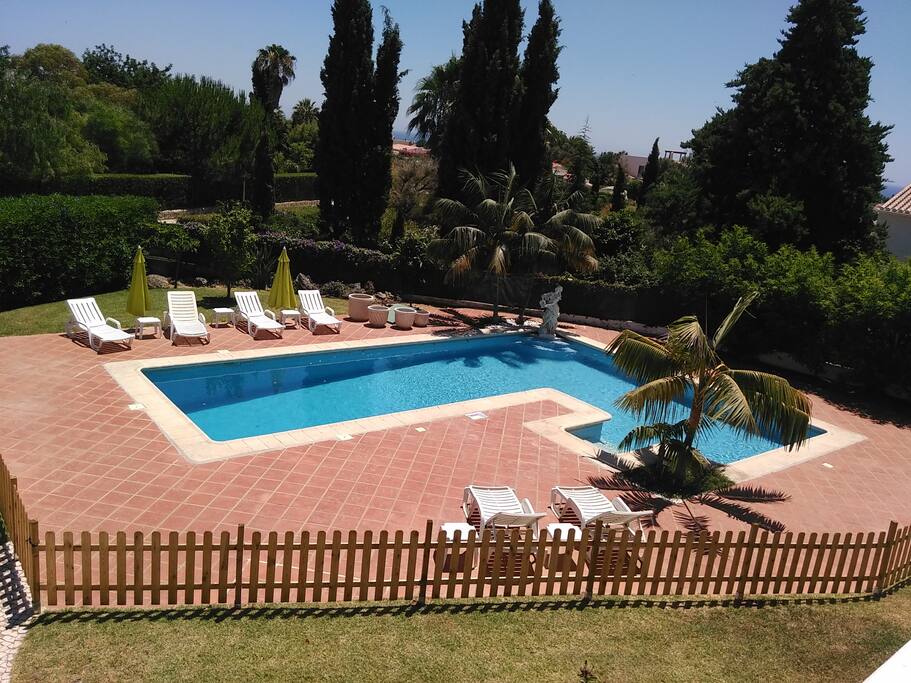 Swimming pool with protection