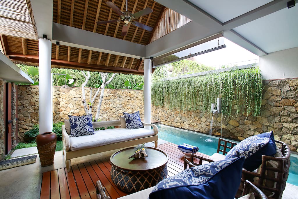 Living Room & Pool
