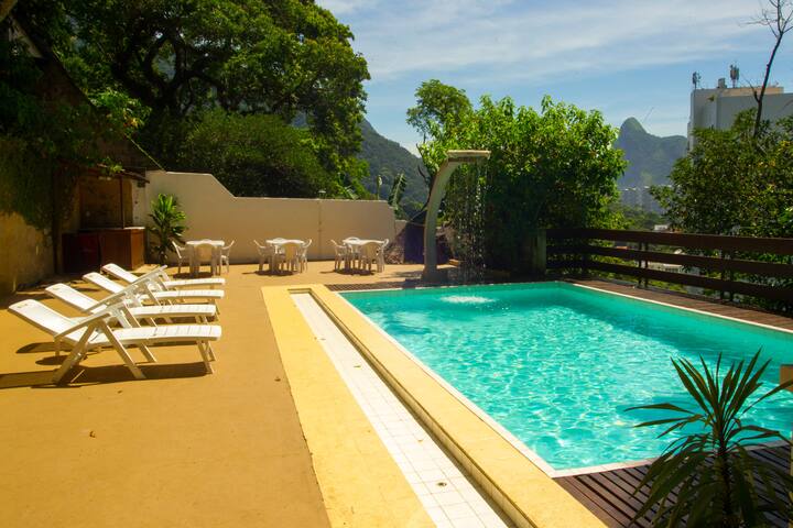 Joá, 10 QTS, Até 30 Hóspedes Vistão Frontal do Mar gallery image 2