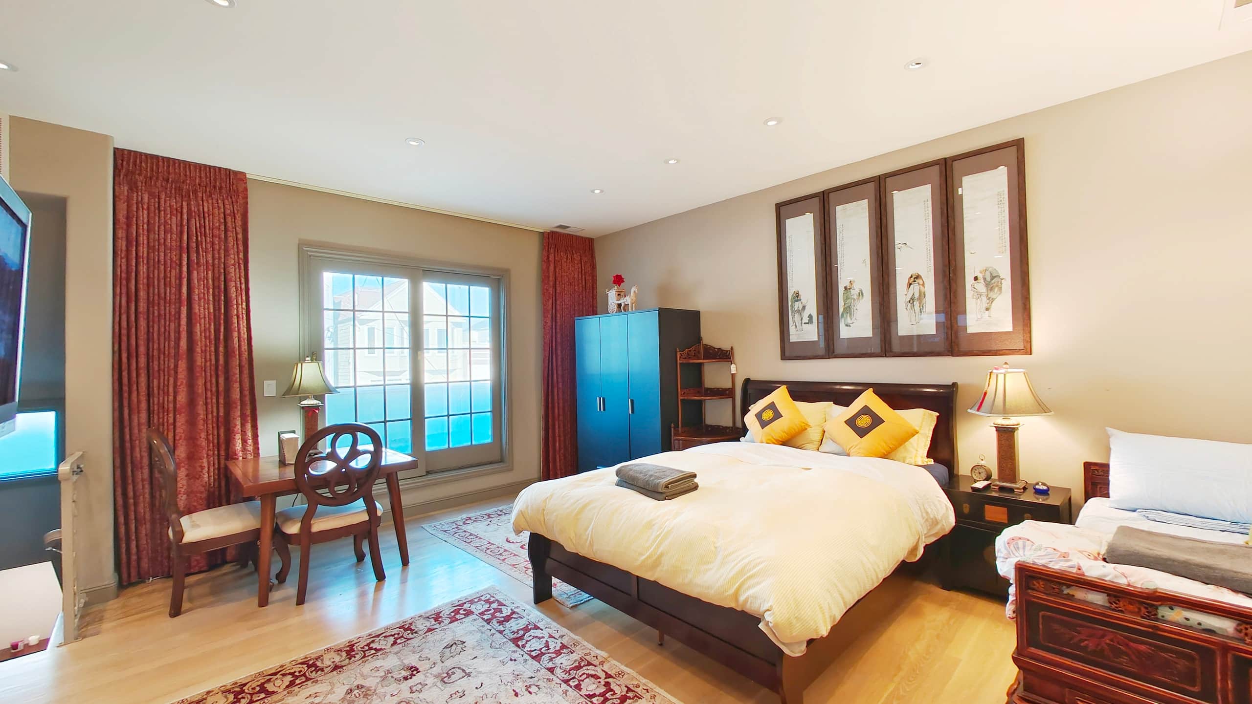 Home in San Francisco · ★4.91 · 1 bedroom · 2 beds · 1 bath - Image 5