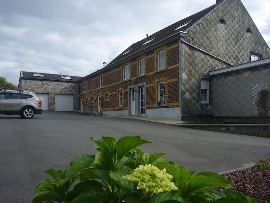 Façade avant de la maison.