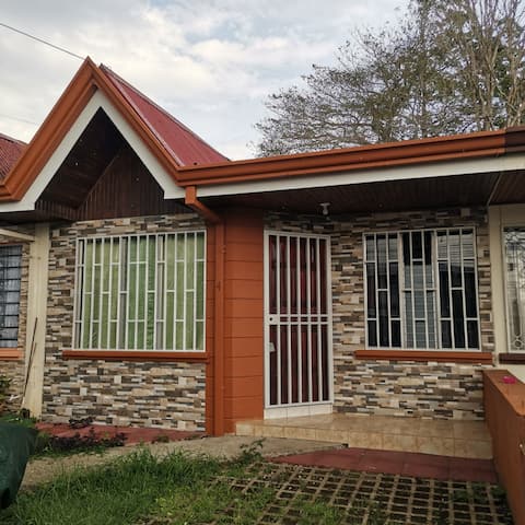 Quiet and safe full apartment in a condominium