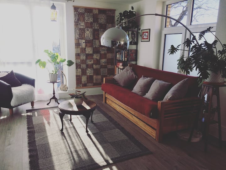 Bright, one bedroom apartment in Wimbledon Apartments for Rent in