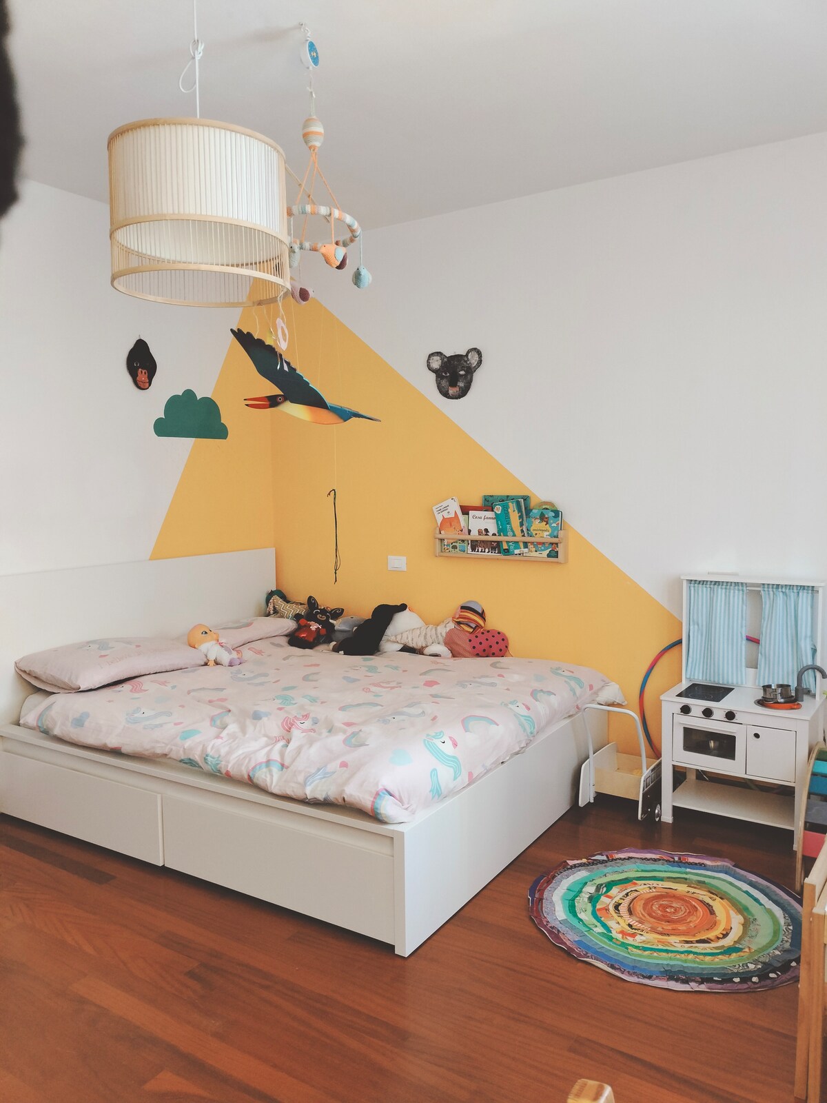 חדר זוגי שבו אפשר להוסיף מיטת יחיד ל -3 מיטות