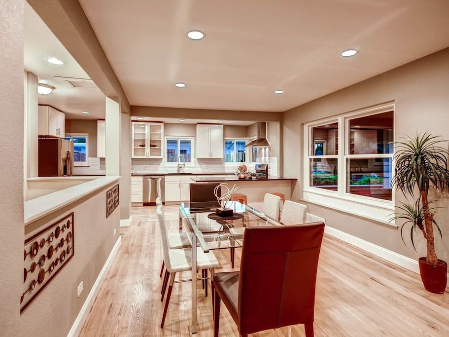 Huge dining room for work or leisure.