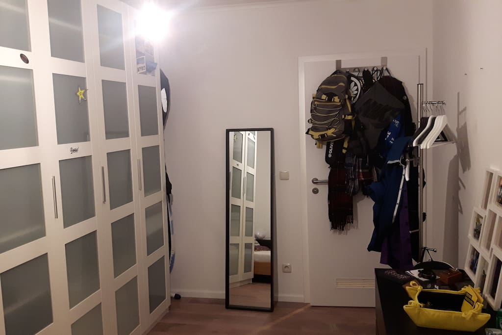 Schlafzimmer 2v2