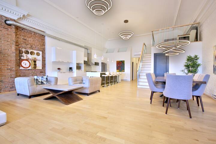 Luxurious Penthouse✭Old Port✭Majestic roof terrace gallery image 3