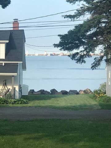 Fully renovated house with Water view Shediac Bay! gallery image 4