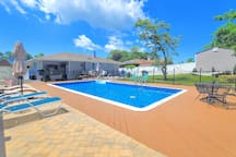 Good Vibez House 2.0-Angel Wing Wall~HotTub~GameRm rental in Commack