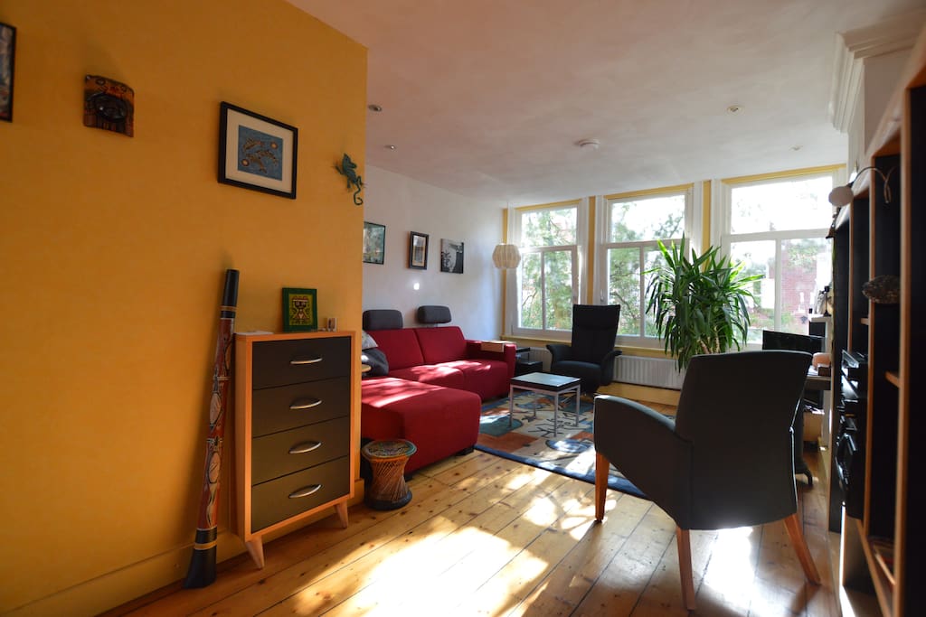 Overview of the living room